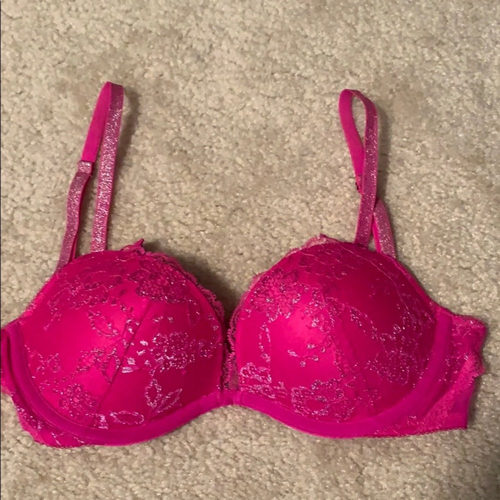 Victoria’s Secret bra
